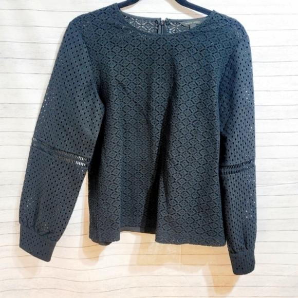 BANANA REPUBLIC BLACK LASER CUT  LONG SLEEVE BLOUSE, SZ SMALL - Picture 1 of 9